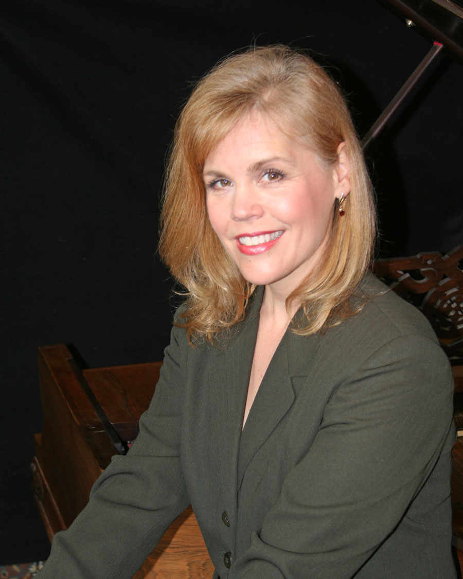 Linda Larson headhsot