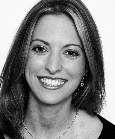 Lianne small b and w headshot